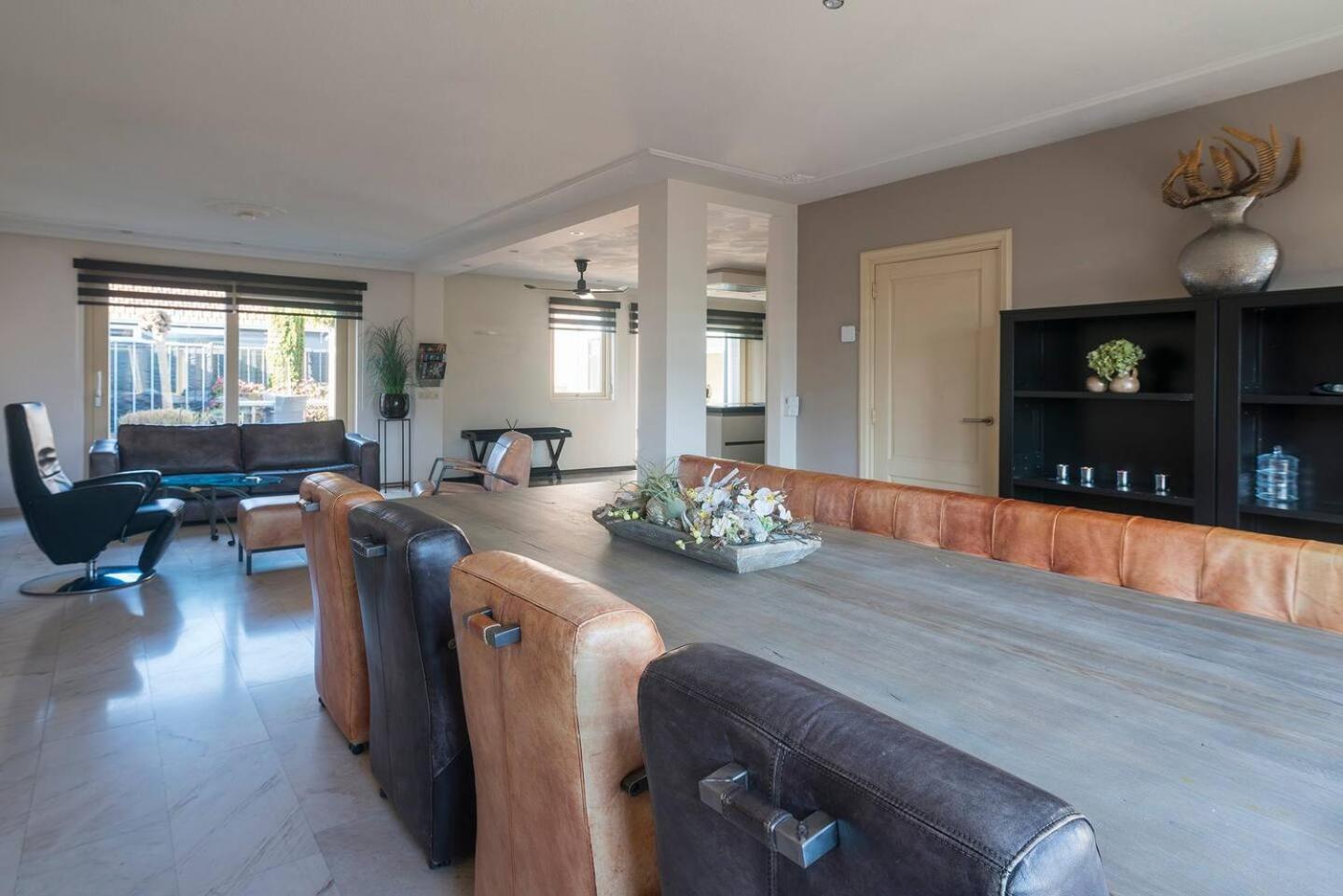 Xxl House With Free Parking & 3 Bedrooms ติลเบิร์ก ภายนอก รูปภาพ